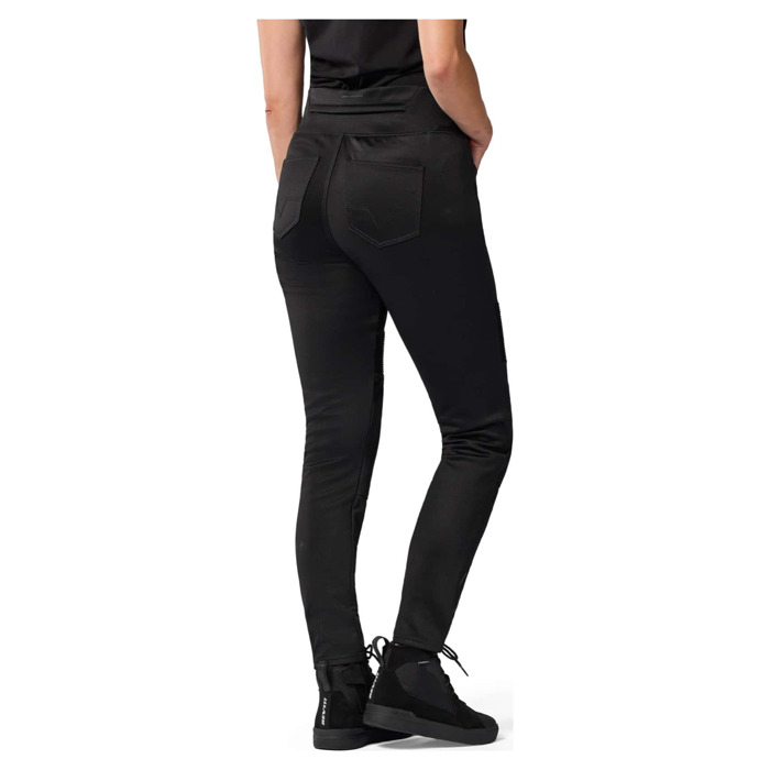 Foto: Ellison 2 Dames Motorlegging