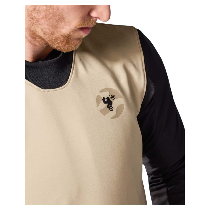 Foto: Trazada Motorhoodie