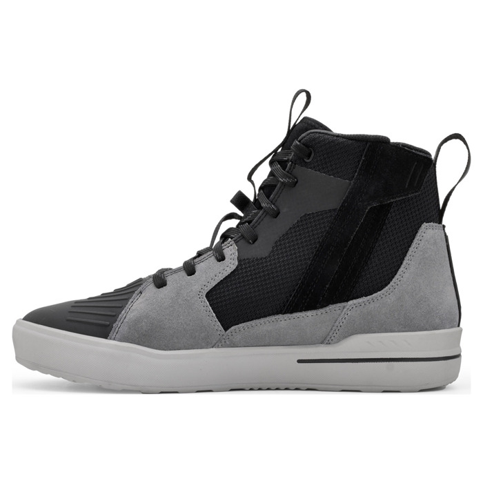 Foto: Arrow 2 Motor Sneakers